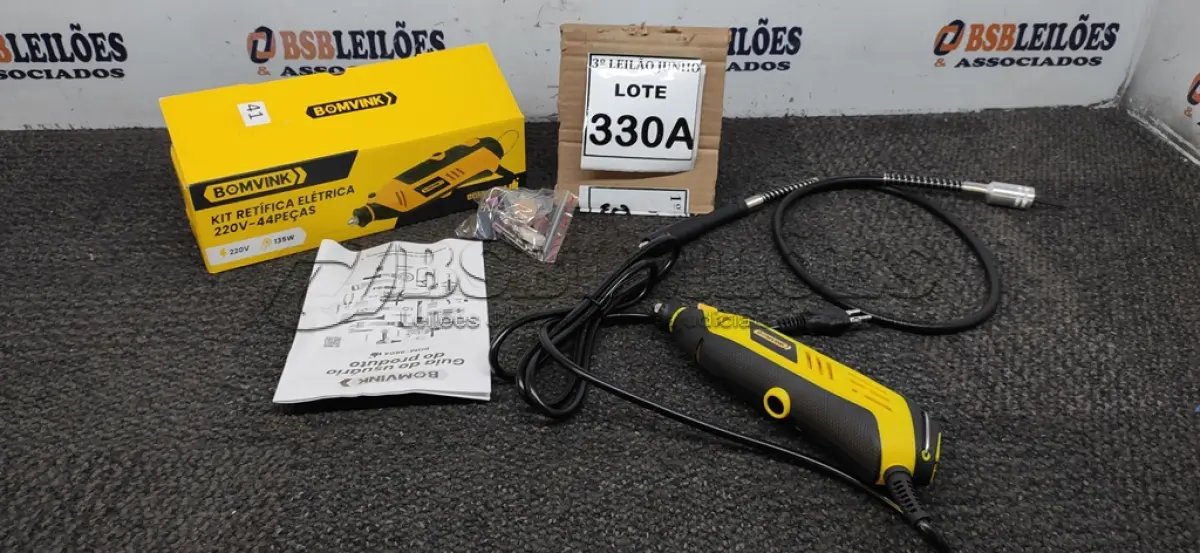 LOTE 330 - KIT RETÍFICA ELÉTRICA 220V 44 PEÇAS. (NO ESTADO) ATENÇÃO! FAZER A VISITAÇÃO ANTES DE ARREMATAR, NÃO SABEMOS SE FUNCIONA, LEILÃO NÃO TEM GARANTIA E NEM DEVOLUÇÃO, SUJEITO A POSSÍVEIS AVARIAS VISÍVEIS/OCULTAS E/OU AUSÊNCIA DE COMPONENTES. 