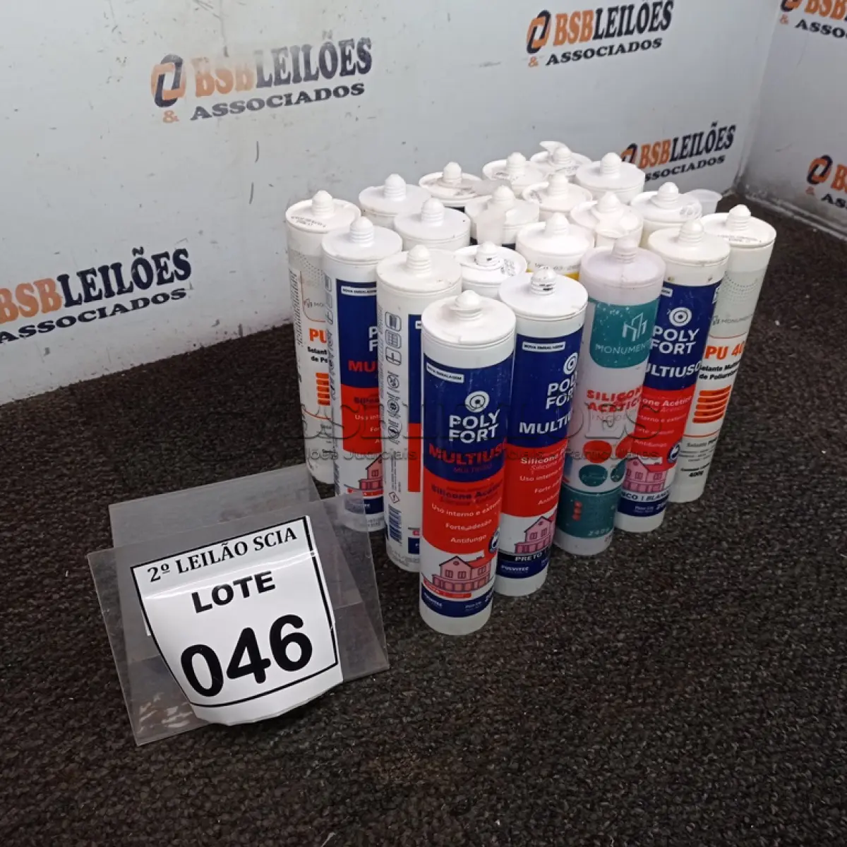 LOTE 046 - 20 ADESIVOS DE SILICONE NEUTRO INCOLOR COM 280ML MARCA OBRIVED.  (NO ESTADO) ATENÇÃO! FAZER A VISITAÇÃO ANTES DE ARREMATAR, NÃO SABEMOS SE FUNCIONA. LEILÃO NÃO TEM GARANTIA E NEM DEVOLUÇÃO, SUJEITO A POSSÍVEIS AVARIAS VISÍVEIS/OCULTAS E/OU AUSÊNCIA DE COMPONENTES.