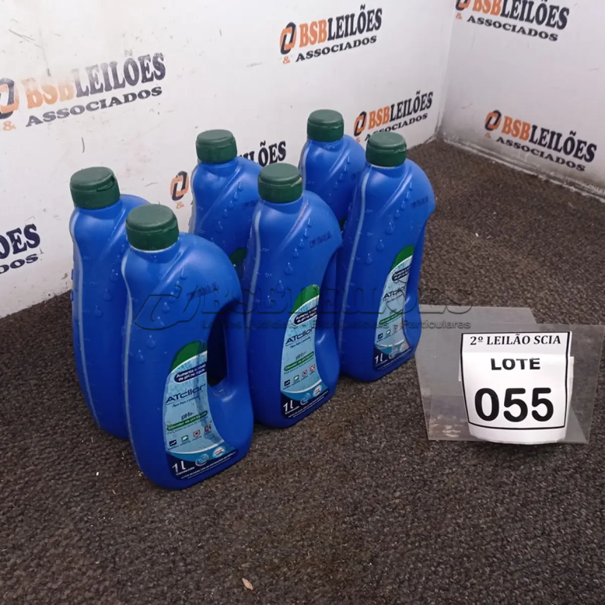 LOTE 055 - 06 ELEVADORES DE PH LÍQUIDO COM 1L MARCA ATCLLOR. (NO ESTADO) ATENÇÃO! FAZER A VISITAÇÃO ANTES DE ARREMATAR, NÃO SABEMOS SE FUNCIONA. LEILÃO NÃO TEM GARANTIA E NEM DEVOLUÇÃO, SUJEITO A POSSÍVEIS AVARIAS VISÍVEIS/OCULTAS E/OU AUSÊNCIA DE COMPONENTES.