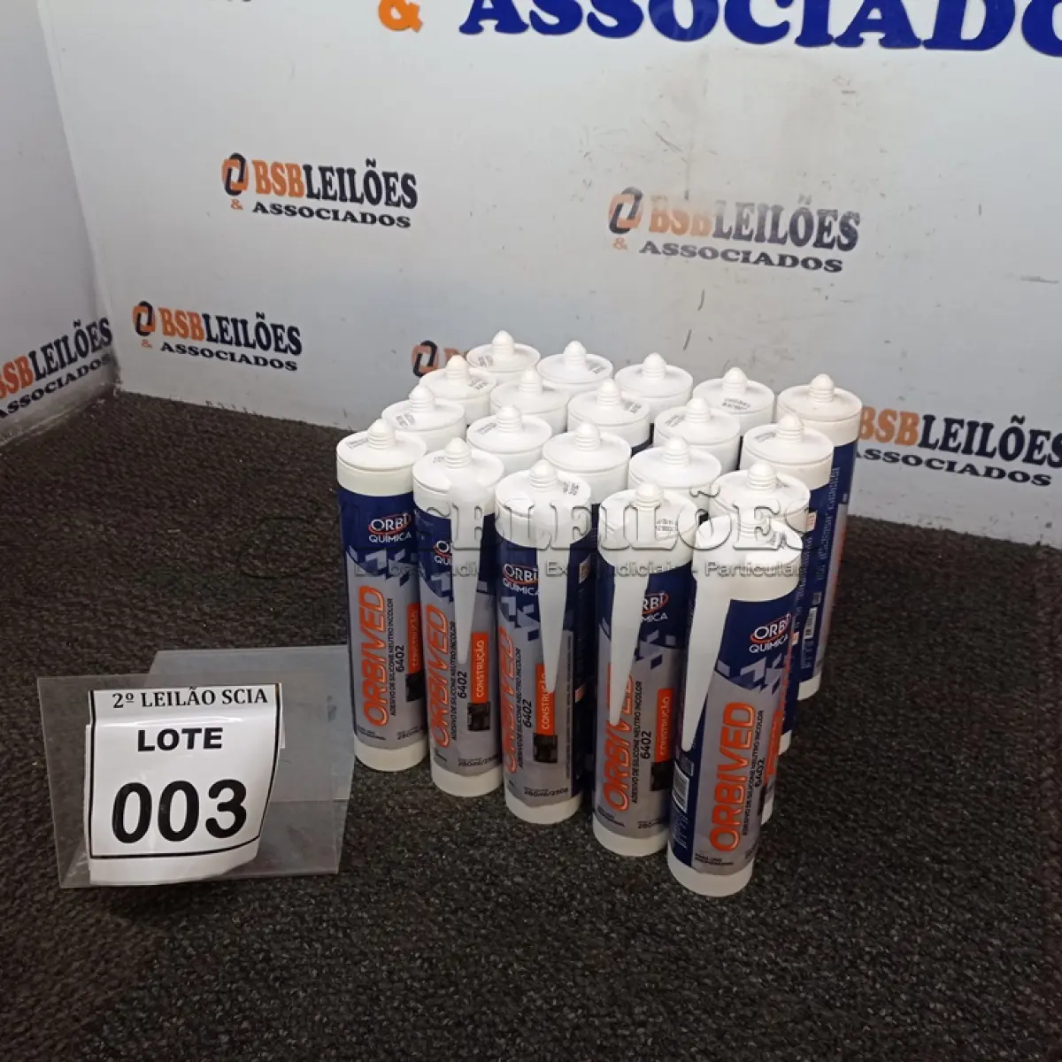 LOTE 003 - 20 ADESIVOS DE SILICONE NEUTRO INCOLOR COM 280ML MARCA OBRIVED.  (NO ESTADO) ATENÇÃO! FAZER A VISITAÇÃO ANTES DE ARREMATAR, NÃO SABEMOS SE FUNCIONA. LEILÃO NÃO TEM GARANTIA E NEM DEVOLUÇÃO, SUJEITO A POSSÍVEIS AVARIAS VISÍVEIS/OCULTAS E/OU AUSÊNCIA DE COMPONENTES.