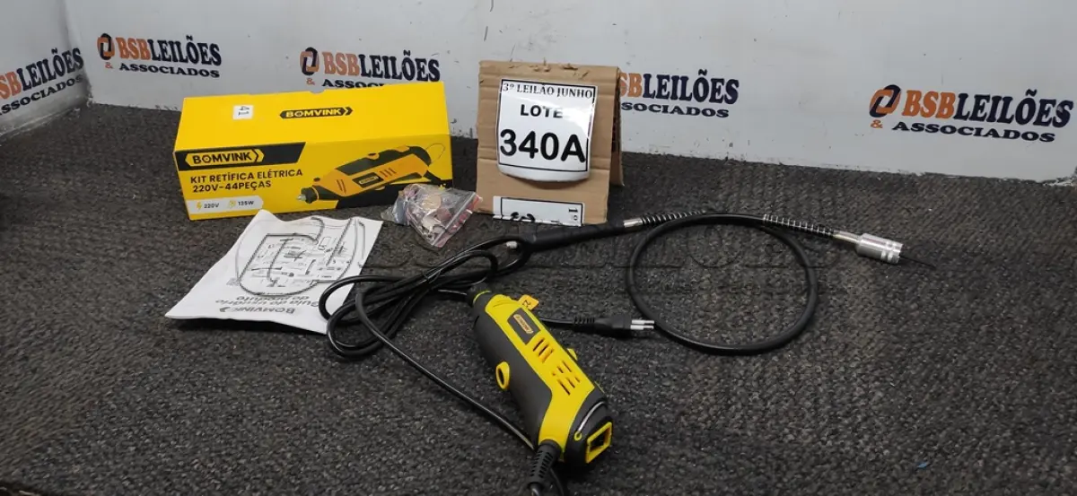 LOTE 340 - KIT RETÍFICA ELÉTRICA 220V 44 PEÇAS. (NO ESTADO) ATENÇÃO! FAZER A VISITAÇÃO ANTES DE ARREMATAR, NÃO SABEMOS SE FUNCIONA, LEILÃO NÃO TEM GARANTIA E NEM DEVOLUÇÃO, SUJEITO A POSSÍVEIS AVARIAS VISÍVEIS/OCULTAS E/OU AUSÊNCIA DE COMPONENTES. 