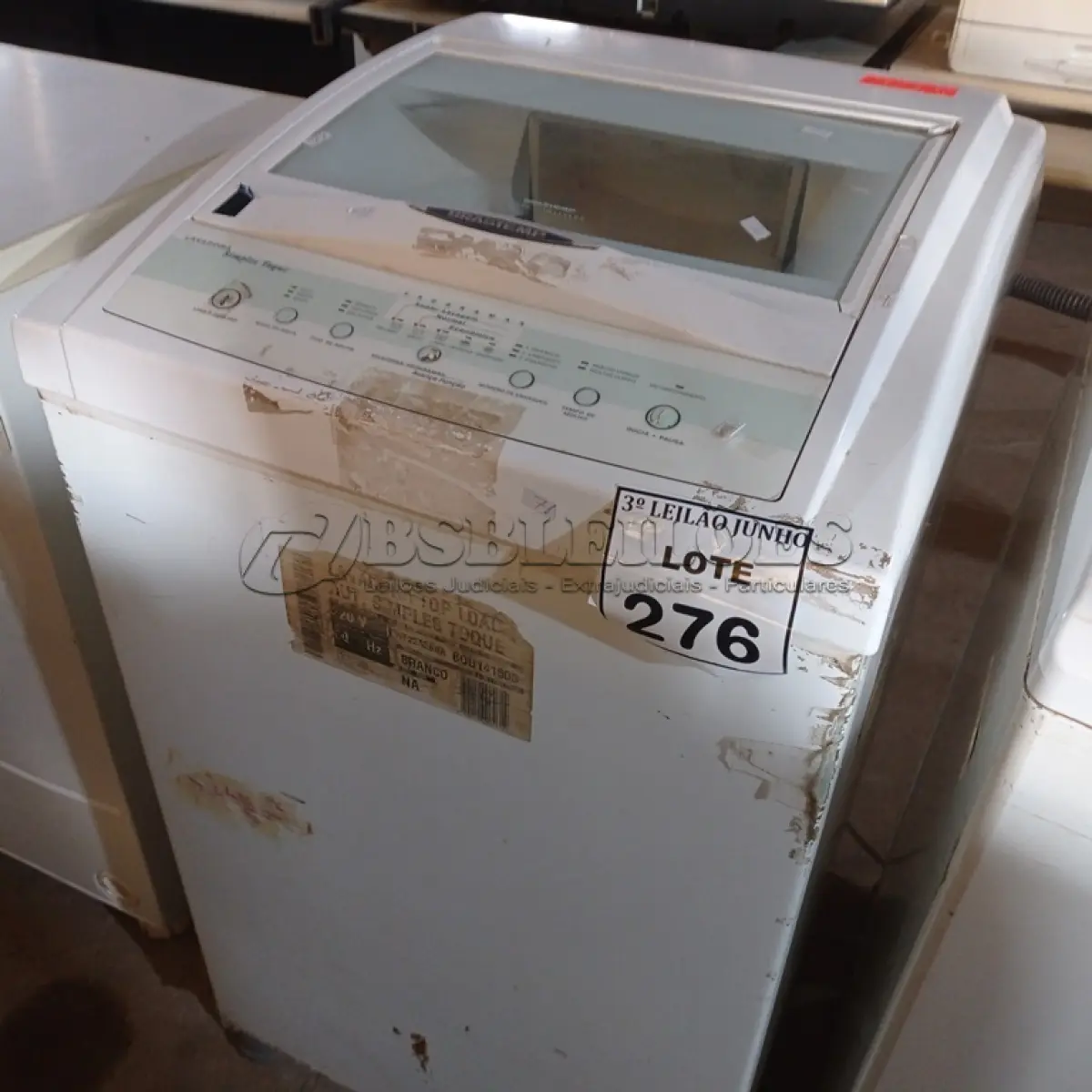 LOTE 347 - 01 MÁQUINA DE LAVAR ROUPAS BRASTEMP 5KG 220V. (NO ESTADO) ATENÇÃO! FAZER A VISITAÇÃO ANTES DE ARREMATAR, NÃO SABEMOS SE FUNCIONA. LEILÃO NÃO TEM GARANTIA E NEM DEVOLUÇÃO, SUJEITO A POSSÍVEIS AVARIAS VISÍVEIS/OCULTAS E/OU AUSÊNCIA DE COMPONENTES.