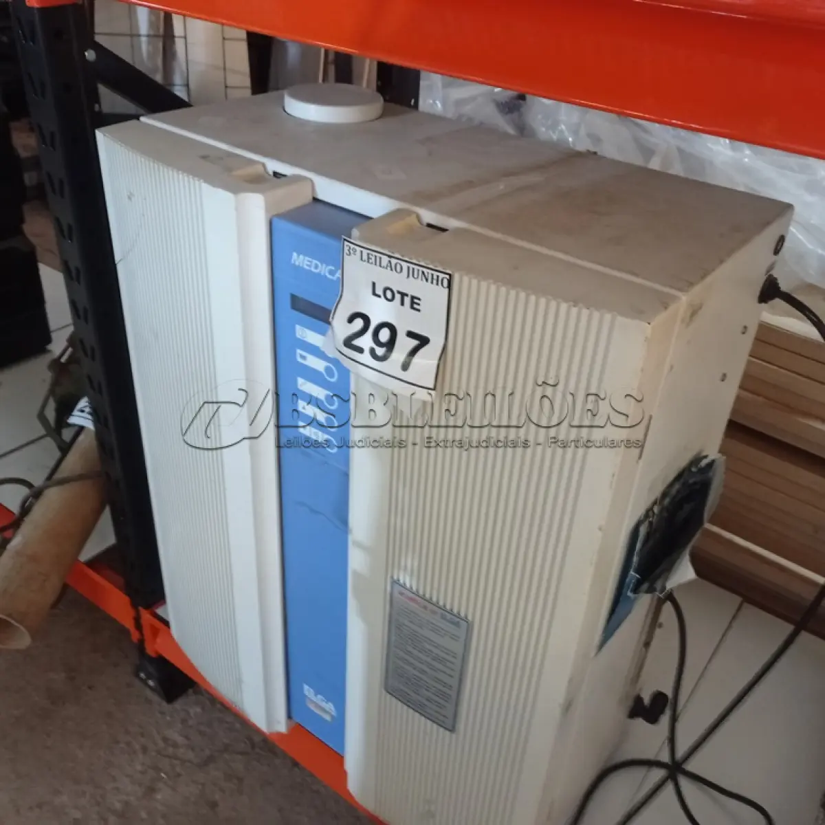 LOTE 297 - 01 SISTEMA DE PURIFICAÇÃO DE ÁGUA MARCA ELGA MEDICA. (NO ESTADO) ATENÇÃO! FAZER A VISITAÇÃO ANTES DE ARREMATAR, NÃO SABEMOS SE FUNCIONA, LEILÃO NÃO TEM GARANTIA E NEM DEVOLUÇÃO, SUJEITO A POSSÍVEIS AVARIAS VISÍVEIS/OCULTAS E/OU AUSÊNCIA DE COMPONENTES.