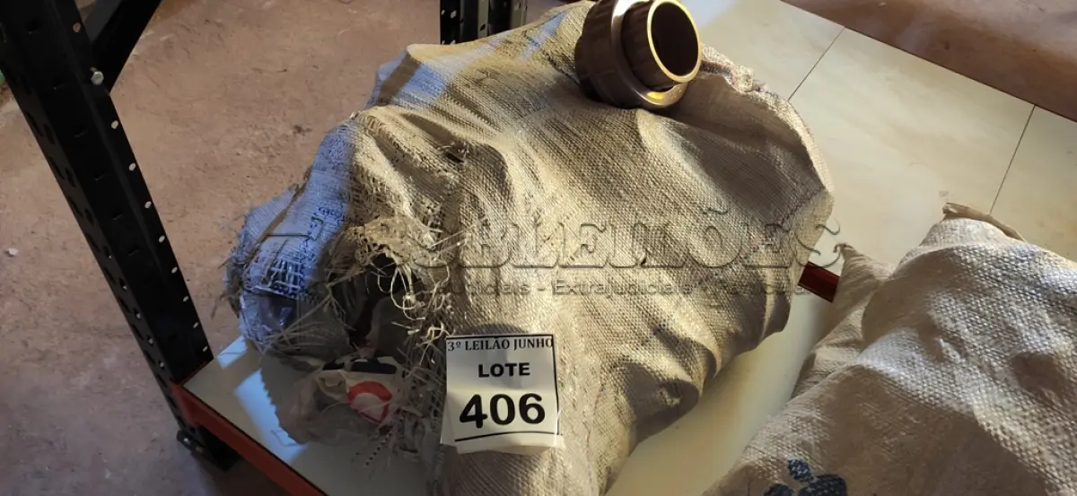 LOTE 406 - 30 UNIDADES DE UNIÃO SOLDÁVEL 85MM. (NO ESTADO) ATENÇÃO! FAZER A VISITAÇÃO ANTES DE ARREMATAR, NÃO SABEMOS SE FUNCIONA. LEILÃO NÃO TEM GARANTIA E NEM DEVOLUÇÃO, SUJEITO A POSSÍVEIS AVARIAS VISÍVEIS/OCULTAS E/OU AUSÊNCIA DE COMPONENTES.