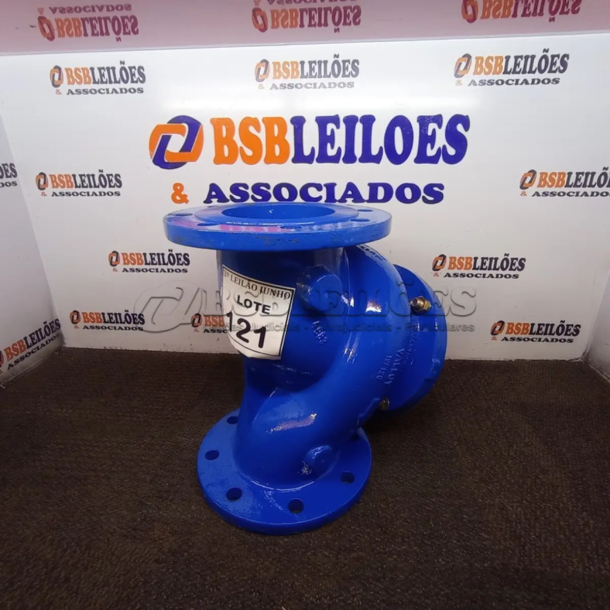LOTE 121