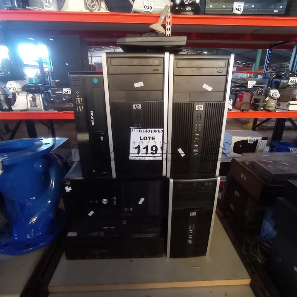 LOTE 119 - 07 CPUS  MARCAS E MODELOS DIVERSOS. (NO ESTADO) ATENÇÃO! FAZER A VISITAÇÃO ANTES DE ARREMATAR, NÃO SABEMOS SE FUNCIONA, LEILÃO NÃO TEM GARANTIA E NEM DEVOLUÇÃO, SUJEITO A POSSÍVEIS AVARIAS VISÍVEIS/OCULTAS E/OU AUSÊNCIA DE COMPONENTES.