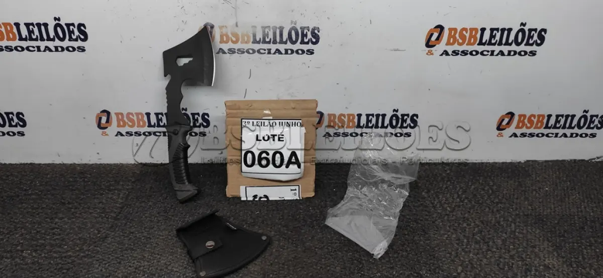 LOTE 060 - MACHADINHA VINKS IMPORTADA CABO  DE POLÍMERO BAINHA DE NYLON TAMANHO TOTAL 28CM PESO 309G. (NO ESTADO) ATENÇÃO! FAZER A VISITAÇÃO ANTES DE ARREMATAR, NÃO SABEMOS SE FUNCIONA, LEILÃO NÃO TEM GARANTIA E NEM DEVOLUÇÃO, SUJEITO A POSSÍVEIS AVARIAS VISÍVEIS/OCULTAS E/OU AUSÊNCIA DE COMPONENTES.  