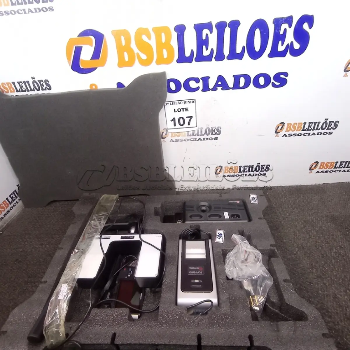 LOTE 107 - 01 KIT COLLECT BIO AEX-14224 MARCA AKIYAMA SEM CASE. (NO ESTADO) ATENÇÃO! FAZER A VISITAÇÃO ANTES DE ARREMATAR, NÃO SABEMOS SE FUNCIONA, LEILÃO NÃO TEM GARANTIA E NEM DEVOLUÇÃO, SUJEITO A POSSÍVEIS AVARIAS VISÍVEIS/OCULTAS E/OU AUSÊNCIA DE COMPONENTES. (NO ESTADO) ATENÇÃO! FAZER A VISITAÇÃO ANTES DE ARREMATAR, NÃO SABEMOS SE FUNCIONA, LEILÃO NÃO TEM GARANTIA E NEM DEVOLUÇÃO, SUJEITO A POSSÍVEIS AVARIAS VISÍVEIS/OCULTAS E/OU AUSÊNCIA DE COMPONENTES.