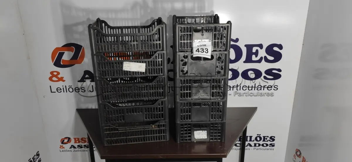 LOTE 432 - 10 CESTAS ORGANIZADORAS. (NO ESTADO) ATENÇÃO! FAZER A VISITAÇÃO ANTES DE ARREMATAR, NÃO SABEMOS SE FUNCIONA, LEILÃO NÃO TEM GARANTIA E NEM DEVOLUÇÃO, SUJEITO A POSSÍVEIS AVARIAS VISÍVEIS/OCULTAS E/OU AUSÊNCIA DE COMPONENTES.