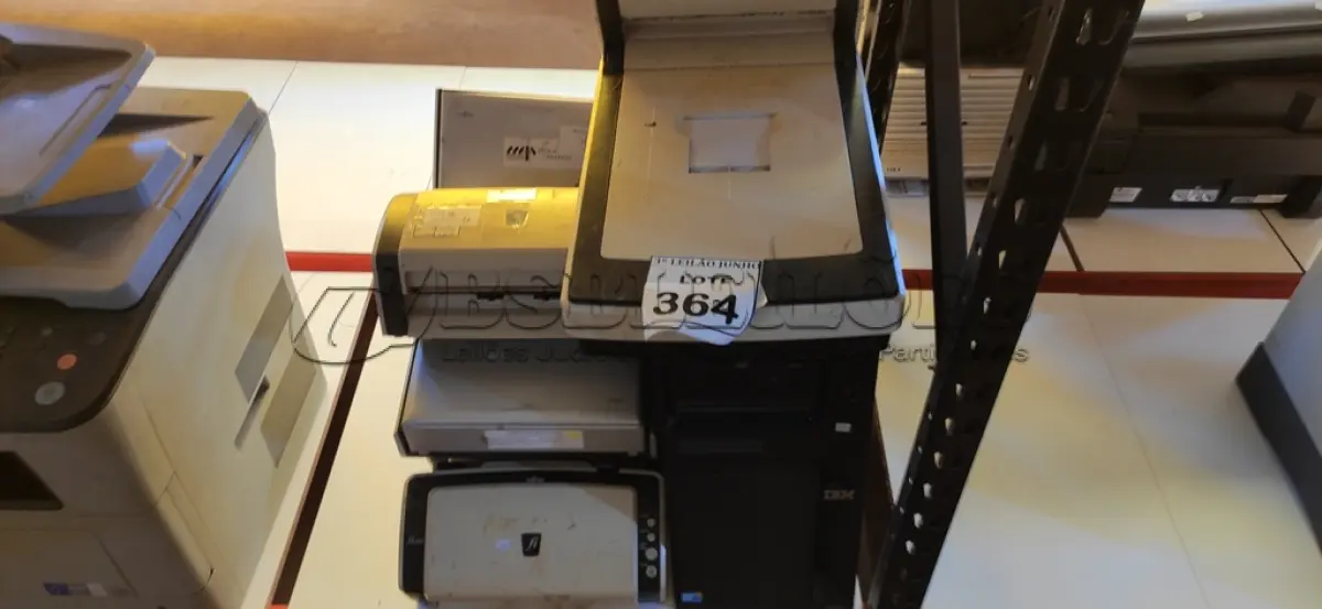 LOTE 364 - 01 SERVIDOR INCOMPLETO MARCA IBM E 10 SCANNERS. (NO ESTADO) ATENÇÃO! FAZER A VISITAÇÃO ANTES DE ARREMATAR, NÃO SABEMOS SE FUNCIONA, LEILÃO NÃO TEM GARANTIA E NEM DEVOLUÇÃO, SUJEITO A POSSÍVEIS AVARIAS VISÍVEIS/OCULTAS E/OU AUSÊNCIA DE COMPONENTES.
