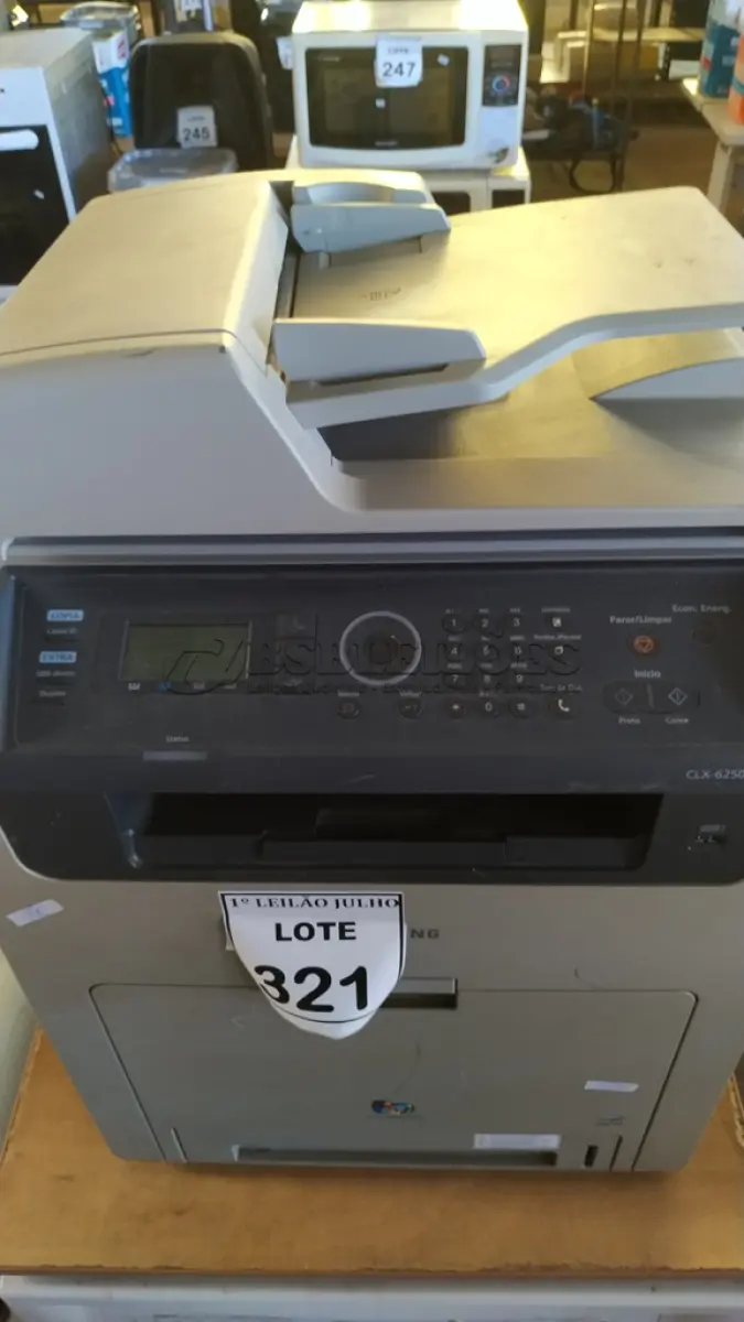 LOTE 321 - 01 IMPRESSORA MULTIFUNCIONAL CLX-6250FX MARCA SAMSUNG. (NO ESTADO) ATENÇÃO! FAZER A VISITAÇÃO ANTES DE ARREMATAR, NÃO SABEMOS SE FUNCIONA. LEILÃO NÃO TEM GARANTIA E NEM DEVOLUÇÃO, SUJEITO A POSSÍVEIS AVARIAS VISÍVEIS/OCULTAS E/OU AUSÊNCIA DE COMPONENTES.