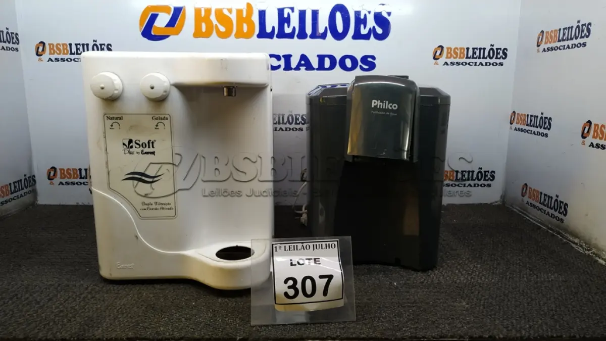 LOTE 307 - 02 PURIFICADORES DE ÁGUA SENDO 01 MARCA PHILCO E 01 MARCA SOFT. (NO ESTADO) ATENÇÃO! FAZER A VISITAÇÃO ANTES DE ARREMATAR, NÃO SABEMOS SE FUNCIONA. LEILÃO NÃO TEM GARANTIA E NEM DEVOLUÇÃO, SUJEITO A POSSÍVEIS AVARIAS VISÍVEIS/OCULTAS E/OU AUSÊNCIA DE COMPONENTES.