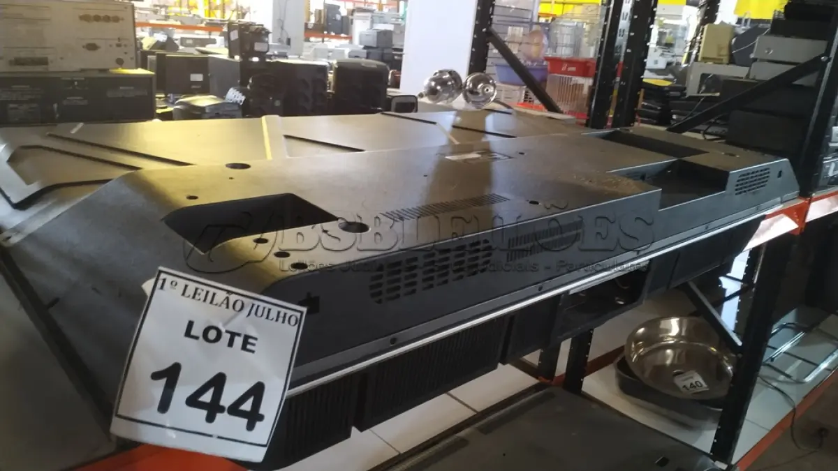 LOTE 144 - 01 TV LCD 46’’ MARCA SAMSUNG E 01 TV LCD 55’’ MARCA PHILCO. (NO ESTADO) ATENÇÃO! FAZER A VISITAÇÃO ANTES DE ARREMATAR, NÃO SABEMOS SE FUNCIONA. LEILÃO NÃO TEM GARANTIA E NEM DEVOLUÇÃO, SUJEITO A POSSÍVEIS AVARIAS VISÍVEIS/OCULTAS E/OU AUSÊNCIA DE COMPONENTES.