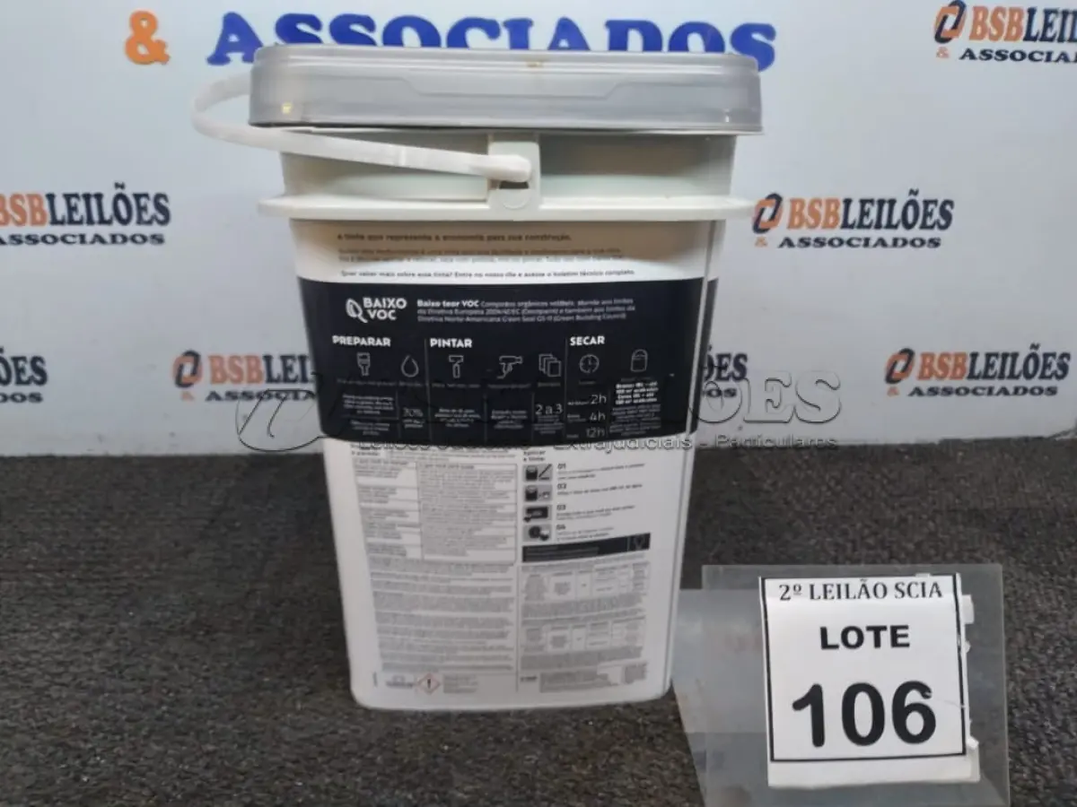 LOTE 106 - 01 BALDE DE TINTA ACRÍLICA SUVINIL FOSCO BRANCO 18L. (NOVO) (NO ESTADO, NÃO SABEMOS SE FUNCIONA. LEILÃO NÃO TEM GARANTIA E NEM DEVOLUÇÃO). 
