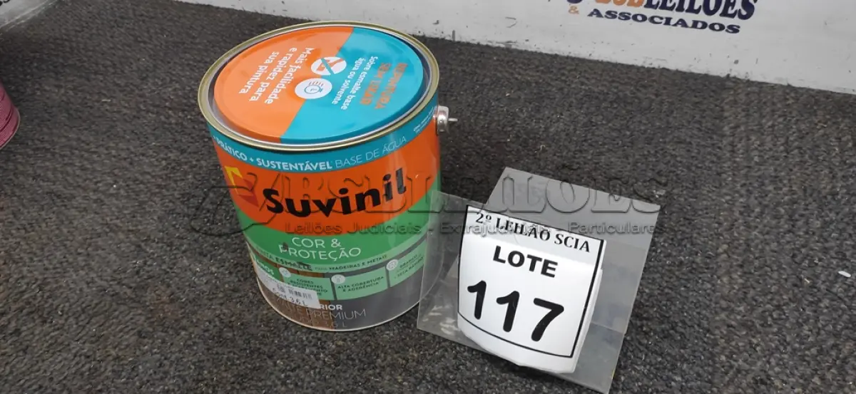 LOTE 117 - 01 LATA DE TINTA ESMALTE PARA MADEIRAS E METAIS NA COR BRILHANTE AMARELO OURO DE 3,6L MARCA SUVINIL. (NOVO) (NO ESTADO) ATENÇÃO! FAZER A VISITAÇÃO ANTES DE ARREMATAR, NÃO SABEMOS SE FUNCIONA. LEILÃO NÃO TEM GARANTIA E NEM DEVOLUÇÃO, SUJEITO A POSSÍVEIS AVARIAS VISÍVEIS/OCULTAS E/OU AUSÊNCIA DE COMPONENTES.
