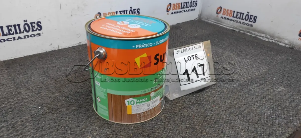 LOTE 117 - 01 LATA DE TINTA ESMALTE PARA MADEIRAS E METAIS NA COR BRILHANTE AMARELO OURO DE 3,6L MARCA SUVINIL. (NOVO) (NO ESTADO) ATENÇÃO! FAZER A VISITAÇÃO ANTES DE ARREMATAR, NÃO SABEMOS SE FUNCIONA. LEILÃO NÃO TEM GARANTIA E NEM DEVOLUÇÃO, SUJEITO A POSSÍVEIS AVARIAS VISÍVEIS/OCULTAS E/OU AUSÊNCIA DE COMPONENTES.