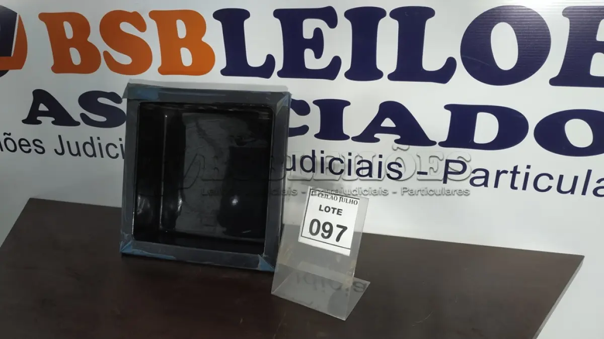LOTE 097 - 01 NICHO DE EMBUTIR. (NO ESTADO) ATENÇÃO! FAZER A VISITAÇÃO ANTES DE ARREMATAR, NÃO SABEMOS SE FUNCIONA. LEILÃO NÃO TEM GARANTIA E NEM DEVOLUÇÃO, SUJEITO A POSSÍVEIS AVARIAS VISÍVEIS/OCULTAS E/OU AUSÊNCIA DE COMPONENTES.