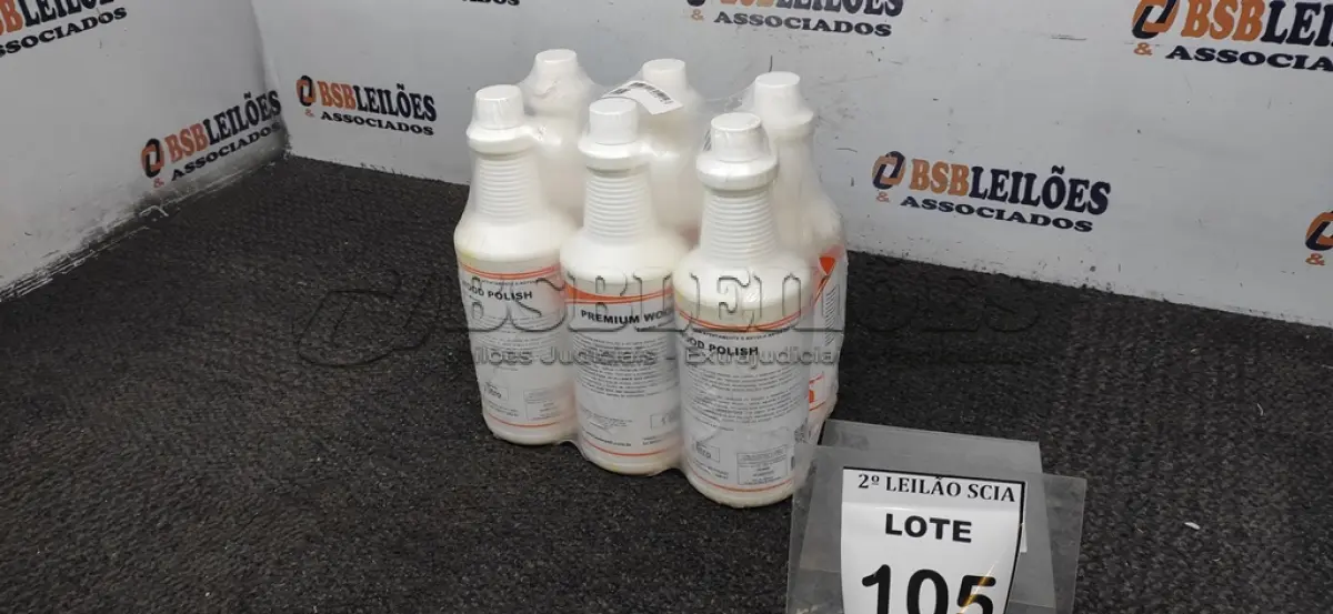 LOTE 105 - 06 LUSTRA MÓVEIS COM 1L CADA. (NO ESTADO) ATENÇÃO! FAZER A VISITAÇÃO ANTES DE ARREMATAR, NÃO SABEMOS SE FUNCIONA. LEILÃO NÃO TEM GARANTIA E NEM DEVOLUÇÃO, SUJEITO A POSSÍVEIS AVARIAS VISÍVEIS/OCULTAS E/OU AUSÊNCIA DE COMPONENTES.