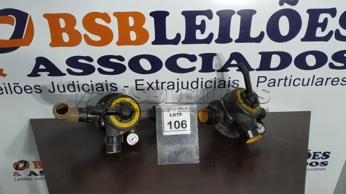 LOTE 106 - 02 VÁLVULAS DE BOMBA D’AGUA PARA PISCINA. (NO ESTADO) ATENÇÃO! FAZER A VISITAÇÃO ANTES DE ARREMATAR, NÃO SABEMOS SE FUNCIONA. LEILÃO NÃO TEM GARANTIA E NEM DEVOLUÇÃO, SUJEITO A POSSÍVEIS AVARIAS VISÍVEIS/OCULTAS E/OU AUSÊNCIA DE COMPONENTES.