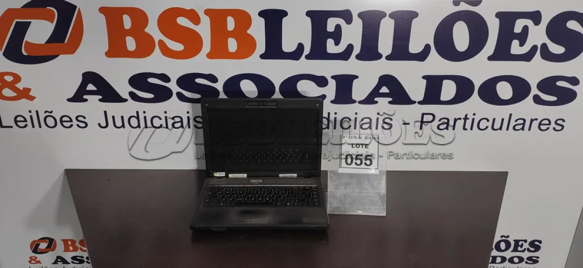 LOTE 055 - 01 NOTEBOOK MARCA VECTOR.  (NO ESTADO) ATENÇÃO! FAZER A VISITAÇÃO ANTES DE ARREMATAR, NÃO SABEMOS SE FUNCIONA. LEILÃO NÃO TEM GARANTIA E NEM DEVOLUÇÃO, SUJEITO A POSSÍVEIS AVARIAS VISÍVEIS/OCULTAS E/OU AUSÊNCIA DE COMPONENTES.