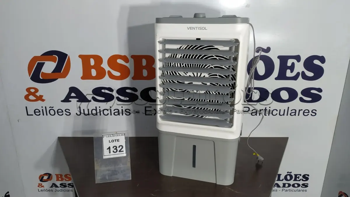 LOTE 132 - 01 CLIMATIZADOR DE AR VENTISOL 16L 130W. (NO ESTADO) ATENÇÃO! FAZER A VISITAÇÃO ANTES DE ARREMATAR, NÃO SABEMOS SE FUNCIONA. LEILÃO NÃO TEM GARANTIA E NEM DEVOLUÇÃO, SUJEITO A POSSÍVEIS AVARIAS VISÍVEIS/OCULTAS E/OU AUSÊNCIA DE COMPONENTES.
