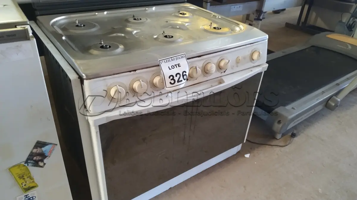 LOTE 326 - 01 FOGÃO 06 BOCAS E 01 MICRO-ONDAS MARCA SANYO. (NO ESTADO) ATENÇÃO! FAZER A VISITAÇÃO ANTES DE ARREMATAR, NÃO SABEMOS SE FUNCIONA. LEILÃO NÃO TEM GARANTIA E NEM DEVOLUÇÃO, SUJEITO A POSSÍVEIS AVARIAS VISÍVEIS/OCULTAS E/OU AUSÊNCIA DE COMPONENTES.