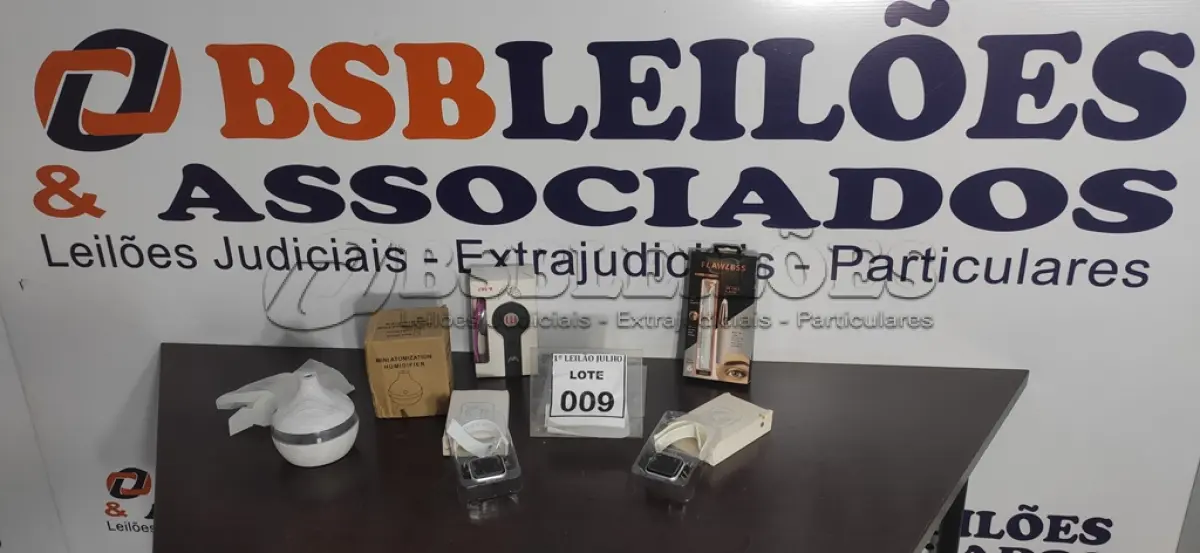 LOTE 008 - 02 PARES DE SANDÁLIAS HAVAIANAS MODELO FEMININO NUMERAÇÕES 35.  (NO ESTADO) ATENÇÃO! FAZER A VISITAÇÃO ANTES DE ARREMATAR, NÃO SABEMOS SE FUNCIONA. LEILÃO NÃO TEM GARANTIA E NEM DEVOLUÇÃO, SUJEITO A POSSÍVEIS AVARIAS VISÍVEIS/OCULTAS E/OU AUSÊNCIA DE COMPONENTES.