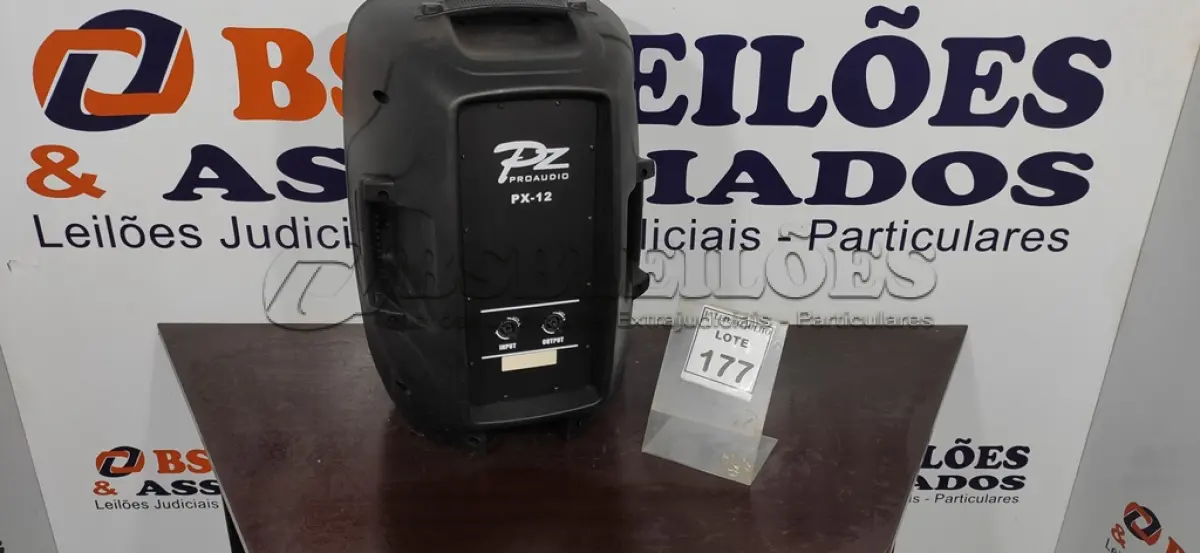 LOTE 177 - 01 CAIXA DE SOM PASSIVA PX-12. (NO ESTADO) ATENÇÃO! FAZER A VISITAÇÃO ANTES DE ARREMATAR, NÃO SABEMOS SE FUNCIONA. LEILÃO NÃO TEM GARANTIA E NEM DEVOLUÇÃO, SUJEITO A POSSÍVEIS AVARIAS VISÍVEIS/OCULTAS E/OU AUSÊNCIA DE COMPONENTES.