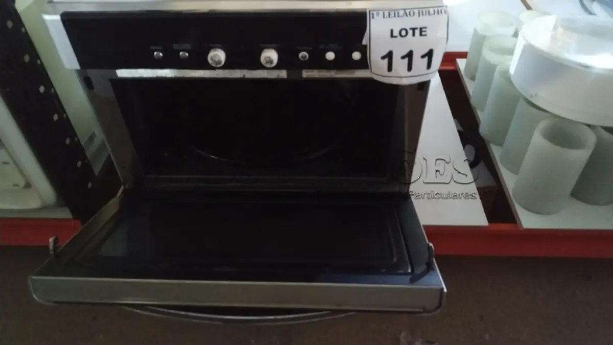 LOTE 111 - 01 FORNO ELÉTRICO MARCA LG. (NO ESTADO) ATENÇÃO! FAZER A VISITAÇÃO ANTES DE ARREMATAR, NÃO SABEMOS SE FUNCIONA. LEILÃO NÃO TEM GARANTIA E NEM DEVOLUÇÃO, SUJEITO A POSSÍVEIS AVARIAS VISÍVEIS/OCULTAS E/OU AUSÊNCIA DE COMPONENTES.