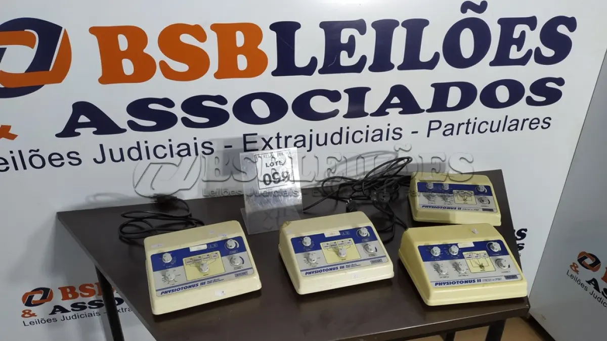 LOTE 099 - 04 APARELHOS DE ELETRO ESTIMULAÇÃO MARCA PHYSIOTONUS III. (NO ESTADO) ATENÇÃO! FAZER A VISITAÇÃO ANTES DE ARREMATAR, NÃO SABEMOS SE FUNCIONA. LEILÃO NÃO TEM GARANTIA E NEM DEVOLUÇÃO, SUJEITO A POSSÍVEIS AVARIAS VISÍVEIS/OCULTAS E/OU AUSÊNCIA DE COMPONENTES.
