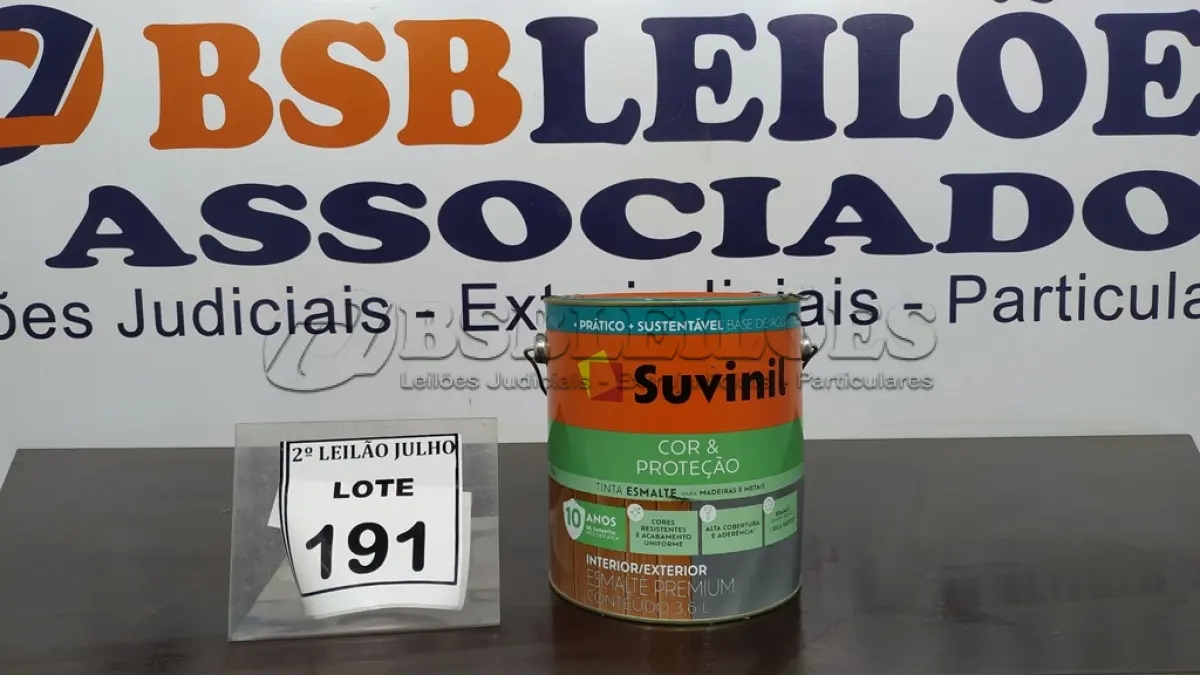 LOTE 191 - 01 LATA DE TINTA ESMALTE DE 3,6L NA COR BRILHANTE TABACO MARCA SUVINIL. (NO ESTADO) ATENÇÃO! FAZER A VISITAÇÃO ANTES DE ARREMATAR, NÃO SABEMOS SE FUNCIONA. LEILÃO NÃO TEM GARANTIA E NEM DEVOLUÇÃO, SUJEITO A POSSÍVEIS AVARIAS VISÍVEIS/OCULTAS E/OU AUSÊNCIA DE COMPONENTES.