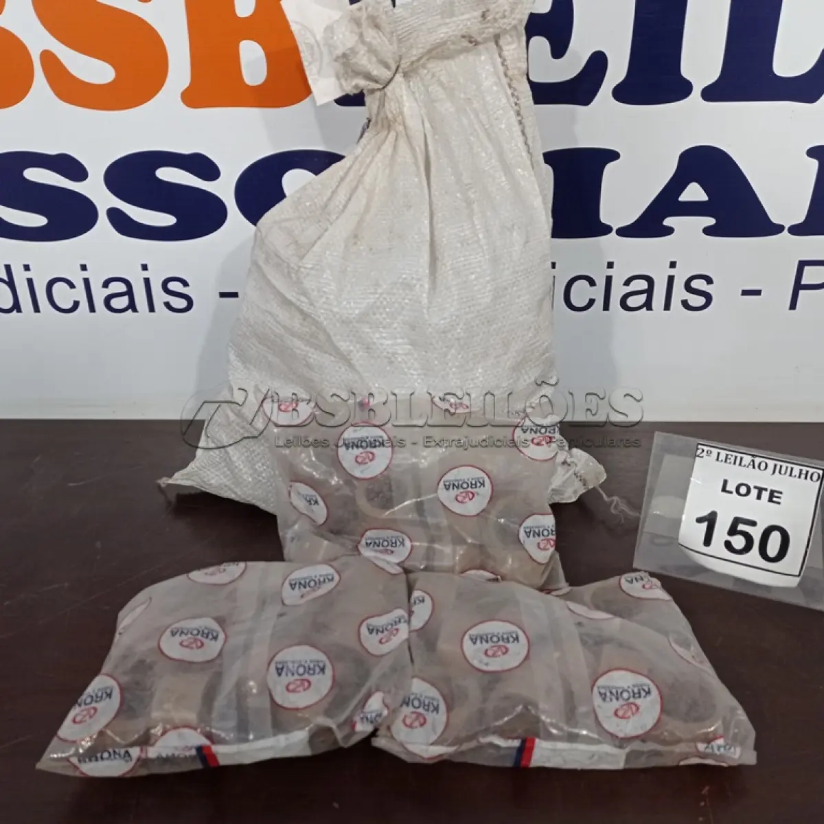 LOTE 150 - 110 UNIDADES DE BUCHAS DE REDUÇÃO CURTA 50X40 MARCA KRONA. (NO ESTADO) ATENÇÃO! FAZER A VISITAÇÃO ANTES DE ARREMATAR, NÃO SABEMOS SE FUNCIONA. LEILÃO NÃO TEM GARANTIA E NEM DEVOLUÇÃO, SUJEITO A POSSÍVEIS AVARIAS VISÍVEIS/OCULTAS E/OU AUSÊNCIA DE COMPONENTES.
