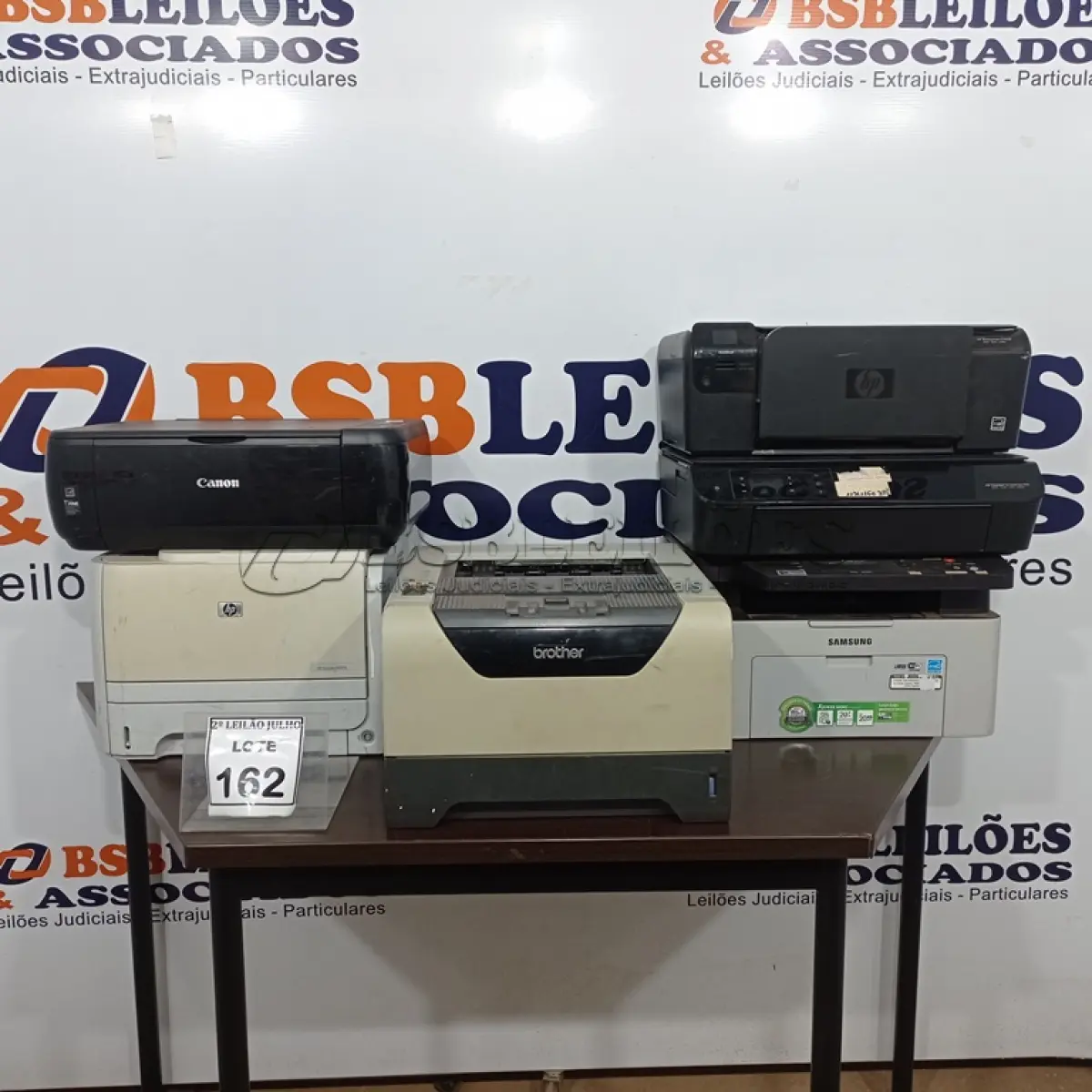 LOTE 162 - 06 IMPRESSORAS DE MARCAS E MODELOS VARIADOS. (NO ESTADO) ATENÇÃO! FAZER A VISITAÇÃO ANTES DE ARREMATAR, NÃO SABEMOS SE FUNCIONA. LEILÃO NÃO TEM GARANTIA E NEM DEVOLUÇÃO, SUJEITO A POSSÍVEIS AVARIAS VISÍVEIS/OCULTAS E/OU AUSÊNCIA DE COMPONENTES.