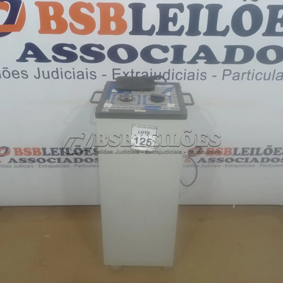 LOTE 125 - 01 EQUIPAMENTO THEMOPULSE. (NO ESTADO) ATENÇÃO! FAZER A VISITAÇÃO ANTES DE ARREMATAR, NÃO SABEMOS SE FUNCIONA, LEILÃO NÃO TEM GARANTIA E NEM DEVOLUÇÃO, SUJEITO A POSSÍVEIS AVARIAS VISÍVEIS/OCULTAS E/OU AUSÊNCIA DE COMPONENTES.