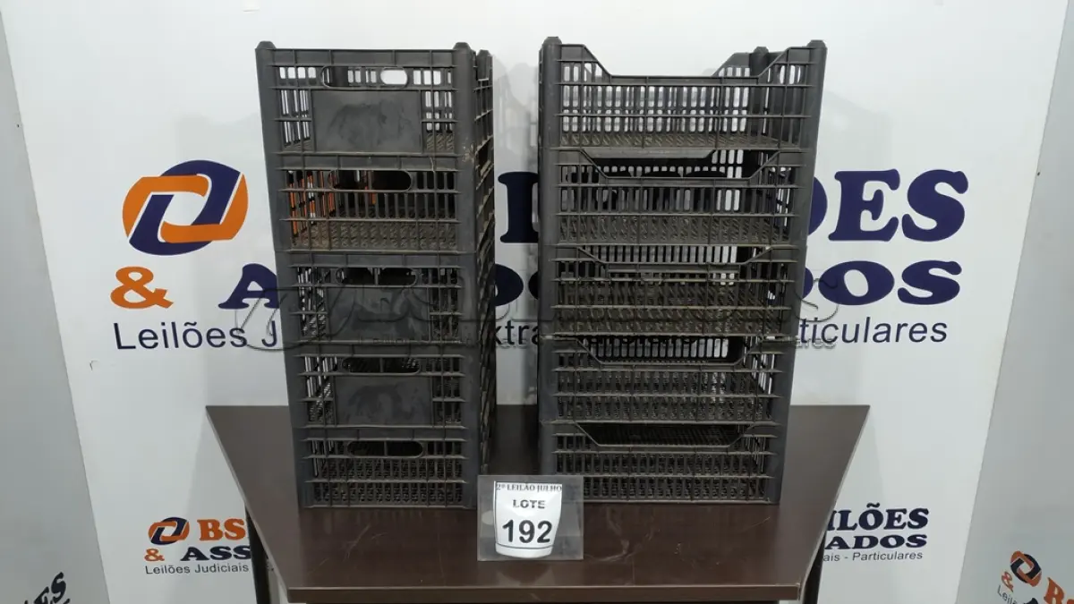 LOTE 192 - 10 CESTAS ORGANIZADORAS. (NO ESTADO) ATENÇÃO! FAZER A VISITAÇÃO ANTES DE ARREMATAR, NÃO SABEMOS SE FUNCIONA. LEILÃO NÃO TEM GARANTIA E NEM DEVOLUÇÃO, SUJEITO A POSSÍVEIS AVARIAS VISÍVEIS/OCULTAS E/OU AUSÊNCIA DE COMPONENTES.