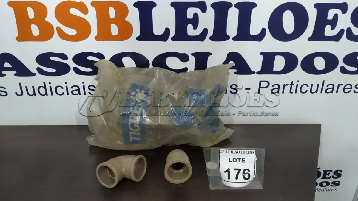 LOTE 176 - 01 LOTE COM VÁRIOS JOELHOS 90° SOLDÁVEL 60MM MARCA TIGRE. (NO ESTADO) ATENÇÃO! FAZER A VISITAÇÃO ANTES DE ARREMATAR, NÃO SABEMOS SE FUNCIONA. LEILÃO NÃO TEM GARANTIA E NEM DEVOLUÇÃO, SUJEITO A POSSÍVEIS AVARIAS VISÍVEIS/OCULTAS E/OU AUSÊNCIA DE COMPONENTES.