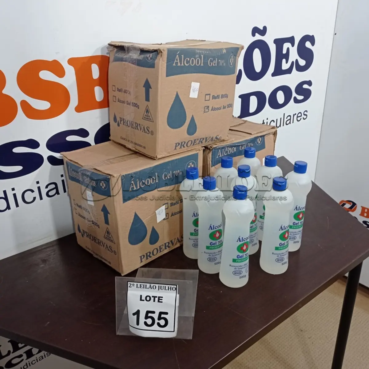 LOTE 155 - 01 LOTE COM GRANDE QUANTIDADE DE ÁLCOOL EM GEL 70% DE 500G MARCA PROERVAS. (NO ESTADO) ATENÇÃO! FAZER A VISITAÇÃO ANTES DE ARREMATAR, NÃO SABEMOS SE FUNCIONA. LEILÃO NÃO TEM GARANTIA E NEM DEVOLUÇÃO, SUJEITO A POSSÍVEIS AVARIAS VISÍVEIS/OCULTAS E/OU AUSÊNCIA DE COMPONENTES.
