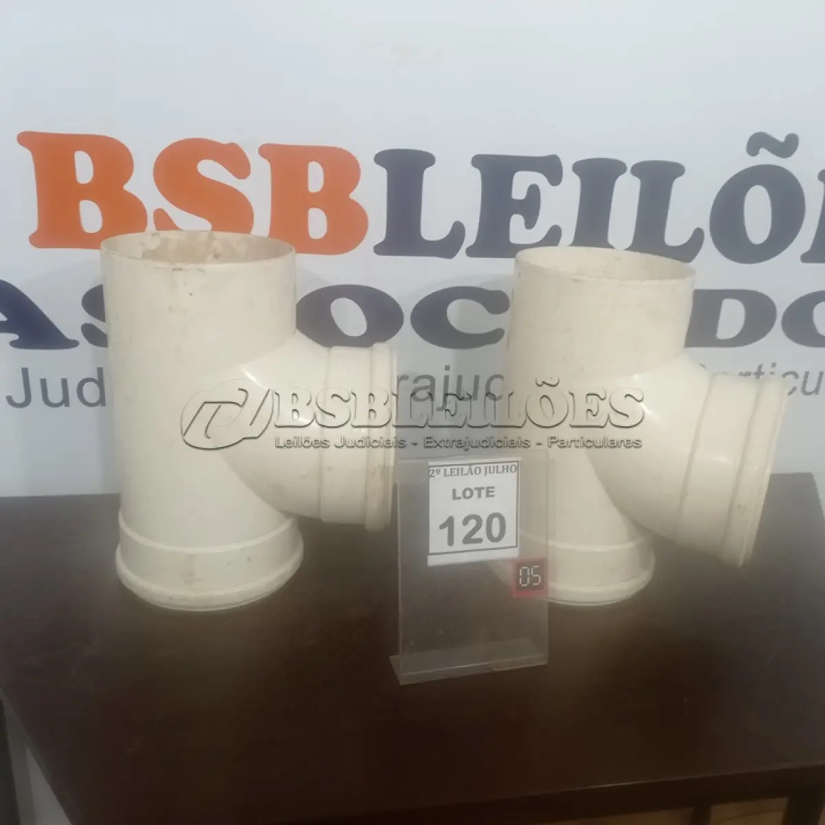 LOTE 120 - 02 TÊ DE ESGOTO DN 200. (NO ESTADO) ATENÇÃO! FAZER A VISITAÇÃO ANTES DE ARREMATAR, NÃO SABEMOS SE FUNCIONA. LEILÃO NÃO TEM GARANTIA E NEM DEVOLUÇÃO, SUJEITO A POSSÍVEIS AVARIAS VISÍVEIS/OCULTAS E/OU AUSÊNCIA DE COMPONENTES.