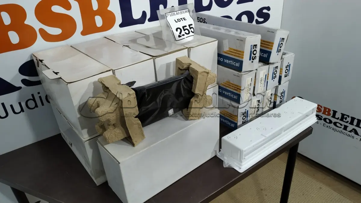 LOTE 255 - 10 CAIXAS DE PASSAGEM DE DRENAGEM VERTICAL. (NO ESTADO) ATENÇÃO! FAZER A VISITAÇÃO ANTES DE ARREMATAR, NÃO SABEMOS SE FUNCIONA. LEILÃO NÃO TEM GARANTIA E NEM DEVOLUÇÃO, SUJEITO A POSSÍVEIS AVARIAS VISÍVEIS/OCULTAS E/OU AUSÊNCIA DE COMPONENTES.