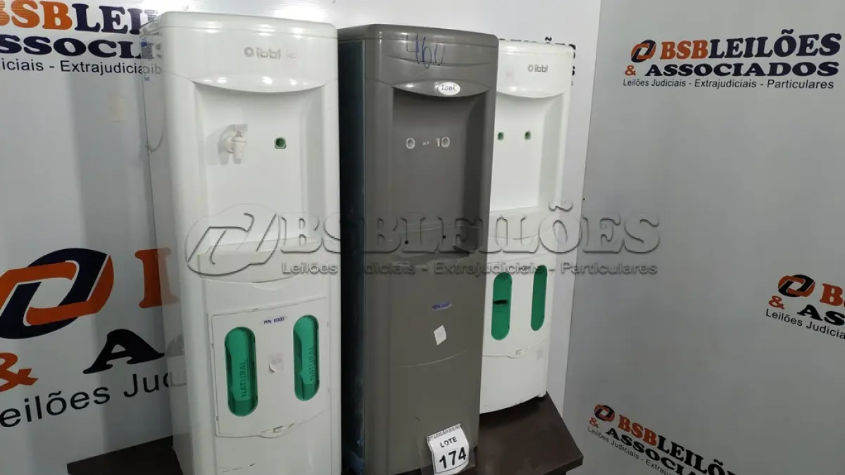 LOTE 174 - 03 BEBEDOUROS PARA GARRAFÃO MARCA IBBL. (NO ESTADO) ATENÇÃO! FAZER A VISITAÇÃO ANTES DE ARREMATAR, NÃO SABEMOS SE FUNCIONA. LEILÃO NÃO TEM GARANTIA E NEM DEVOLUÇÃO, SUJEITO A POSSÍVEIS AVARIAS VISÍVEIS/OCULTAS E/OU AUSÊNCIA DE COMPONENTES.