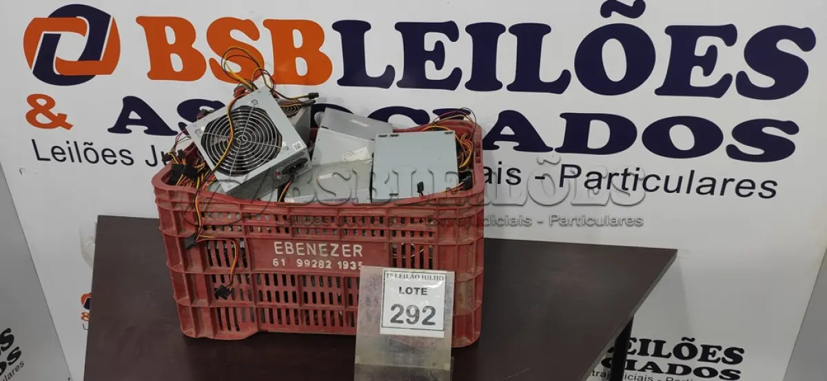 LOTE 292 - 01 LOTE COM GRANDE QUANTIDADE DE FONTES PARA PC. (NO ESTADO) ATENÇÃO! FAZER A VISITAÇÃO ANTES DE ARREMATAR, NÃO SABEMOS SE FUNCIONA. LEILÃO NÃO TEM GARANTIA E NEM DEVOLUÇÃO, SUJEITO A POSSÍVEIS AVARIAS VISÍVEIS/OCULTAS E/OU AUSÊNCIA DE COMPONENTES.
