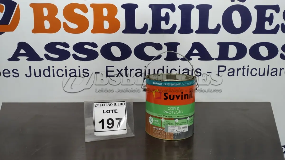 LOTE 197 - 01 LATA DE TINTA ESMALTE DE 3,6L NA COR BRILHANTE PLATINA MARCA SUVINIL. (NO ESTADO) ATENÇÃO! FAZER A VISITAÇÃO ANTES DE ARREMATAR, NÃO SABEMOS SE FUNCIONA. LEILÃO NÃO TEM GARANTIA E NEM DEVOLUÇÃO, SUJEITO A POSSÍVEIS AVARIAS VISÍVEIS/OCULTAS E/OU AUSÊNCIA DE COMPONENTES.