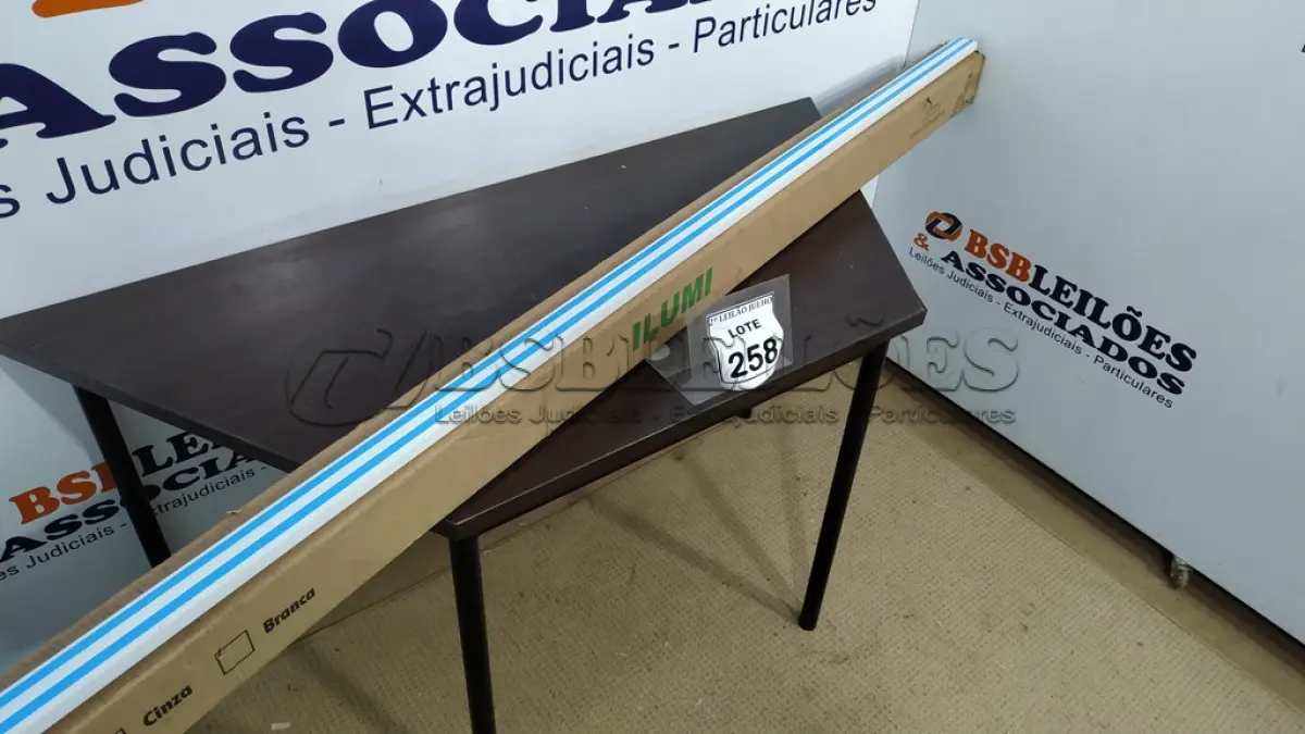 LOTE 258 - 01 CONJUNTO COM 10 CANALETAS DE PASSADOR DE FIO(NO ESTADO) ATENÇÃO! FAZER A VISITAÇÃO ANTES DE ARREMATAR, NÃO SABEMOS SE FUNCIONA. LEILÃO NÃO TEM GARANTIA E NEM DEVOLUÇÃO, SUJEITO A POSSÍVEIS AVARIAS VISÍVEIS/OCULTAS E/OU AUSÊNCIA DE COMPONENTES.