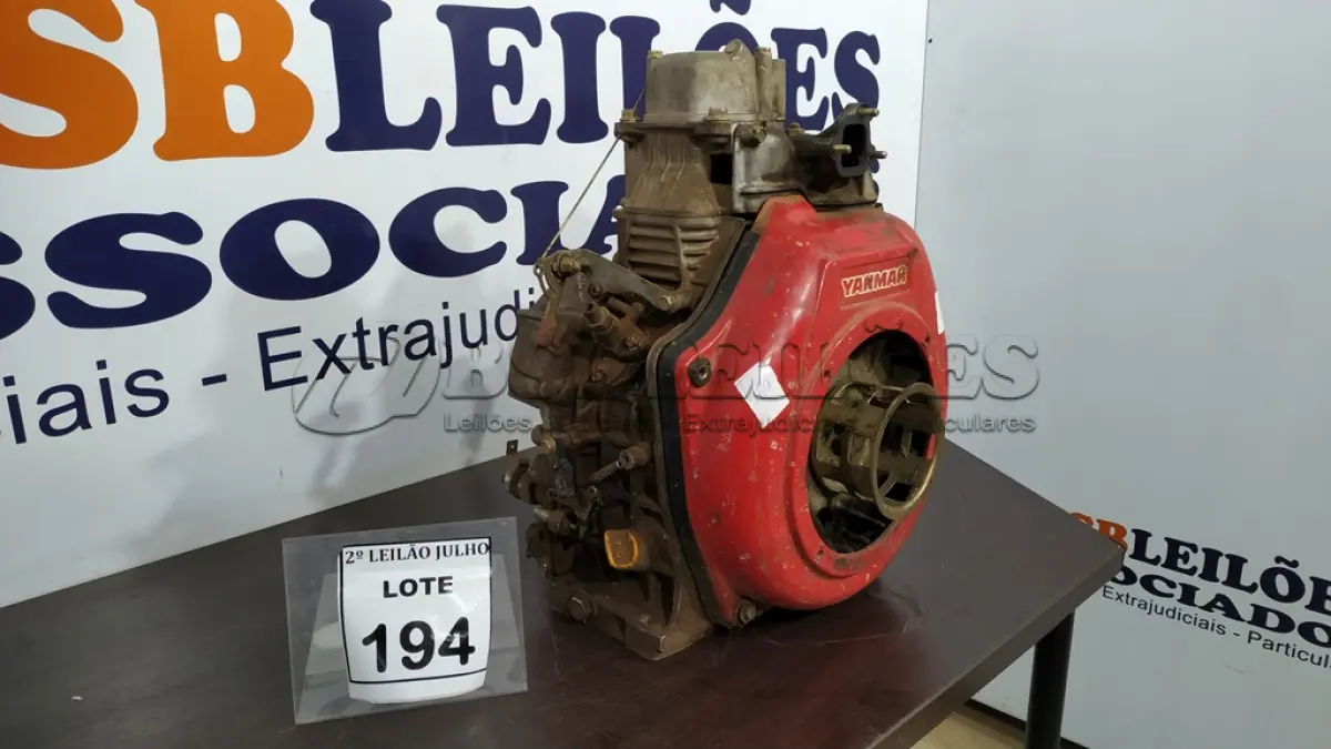 LOTE 194 - 01 MOTOR DE GERADOR YANMAR A DISEL. (NO ESTADO) ATENÇÃO! FAZER A VISITAÇÃO ANTES DE ARREMATAR, NÃO SABEMOS SE FUNCIONA. LEILÃO NÃO TEM GARANTIA E NEM DEVOLUÇÃO, SUJEITO A POSSÍVEIS AVARIAS VISÍVEIS/OCULTAS E/OU AUSÊNCIA DE COMPONENTES.