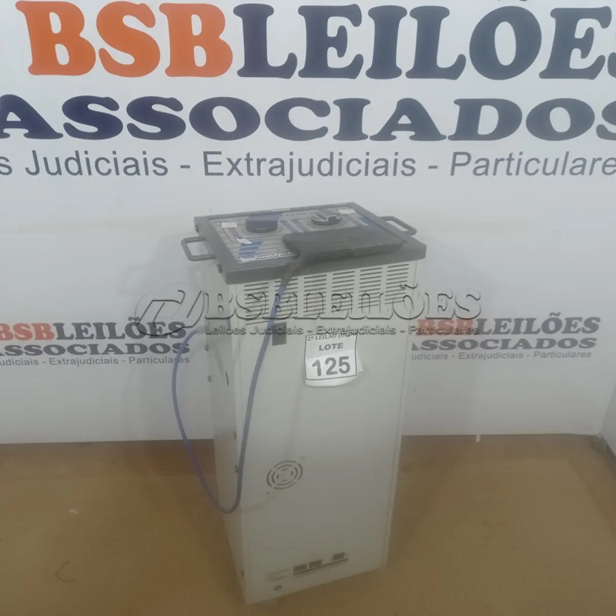 LOTE 125 - 01 EQUIPAMENTO THEMOPULSE. (NO ESTADO) ATENÇÃO! FAZER A VISITAÇÃO ANTES DE ARREMATAR, NÃO SABEMOS SE FUNCIONA, LEILÃO NÃO TEM GARANTIA E NEM DEVOLUÇÃO, SUJEITO A POSSÍVEIS AVARIAS VISÍVEIS/OCULTAS E/OU AUSÊNCIA DE COMPONENTES.
