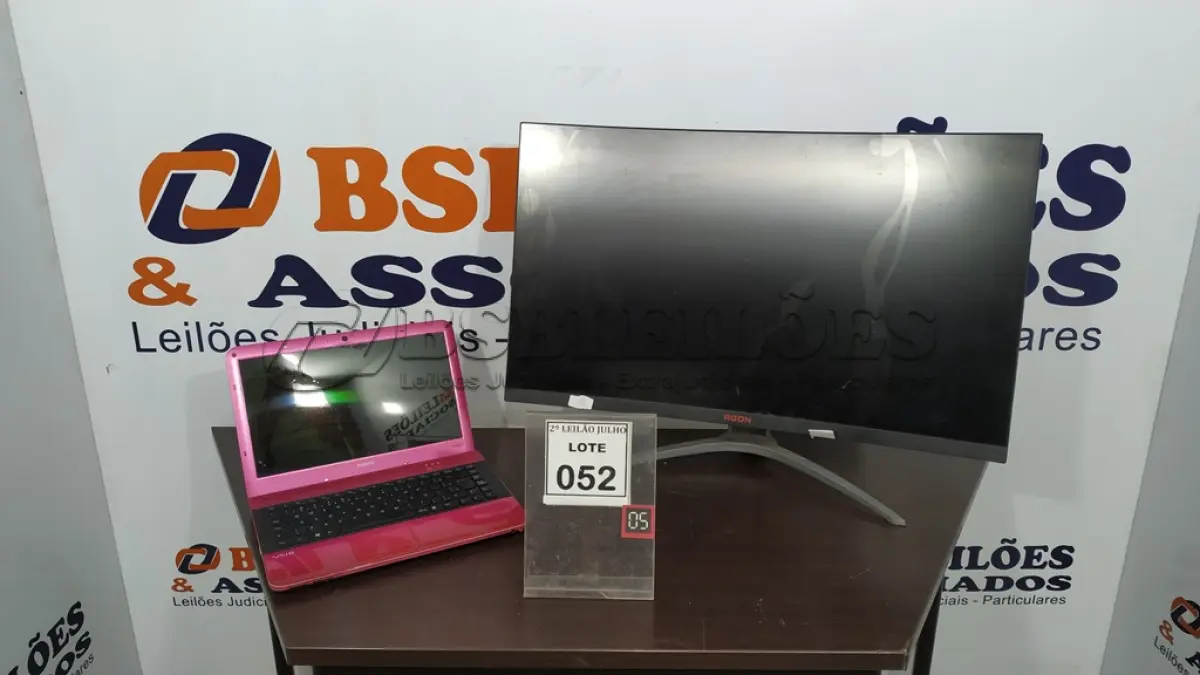 LOTE 052 - 01 MONITOR CURVO LCD MARCA AGON E 01 NOTEBOOK MARCA SONY. (NO ESTADO) ATENÇÃO! FAZER A VISITAÇÃO ANTES DE ARREMATAR, NÃO SABEMOS SE FUNCIONA. LEILÃO NÃO TEM GARANTIA E NEM DEVOLUÇÃO, SUJEITO A POSSÍVEIS AVARIAS VISÍVEIS/OCULTAS E/OU AUSÊNCIA DE COMPONENTES.