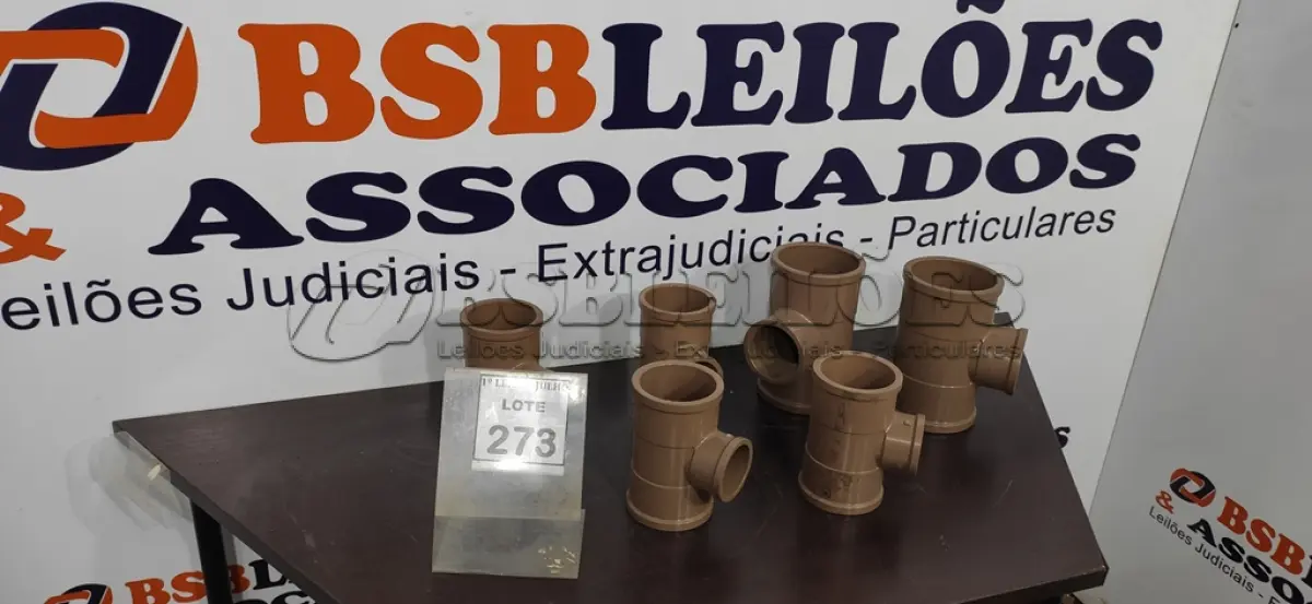 LOTE 273 - 04 CONEXÕES HIDRÁULICAS TÊ 85-60 E 02 TÊ 110-75 MARCA KRONA. (NO ESTADO) ATENÇÃO! FAZER A VISITAÇÃO ANTES DE ARREMATAR, NÃO SABEMOS SE FUNCIONA. LEILÃO NÃO TEM GARANTIA E NEM DEVOLUÇÃO, SUJEITO A POSSÍVEIS AVARIAS VISÍVEIS/OCULTAS E/OU AUSÊNCIA DE COMPONENTES.