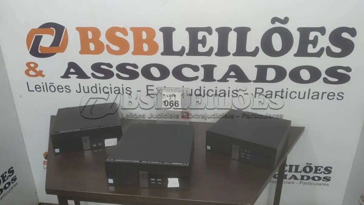 LOTE 066 - 03 CPUS MARCA DELL. (NO ESTADO) ATENÇÃO! FAZER A VISITAÇÃO ANTES DE ARREMATAR, NÃO SABEMOS SE FUNCIONA. LEILÃO NÃO TEM GARANTIA E NEM DEVOLUÇÃO, SUJEITO A POSSÍVEIS AVARIAS VISÍVEIS/OCULTAS E/OU AUSÊNCIA DE COMPONENTES.