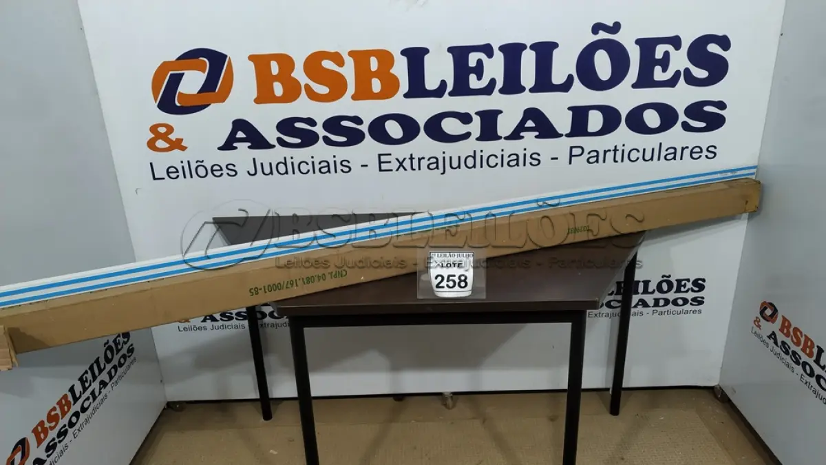 LOTE 258 - 01 CONJUNTO COM 10 CANALETAS DE PASSADOR DE FIO(NO ESTADO) ATENÇÃO! FAZER A VISITAÇÃO ANTES DE ARREMATAR, NÃO SABEMOS SE FUNCIONA. LEILÃO NÃO TEM GARANTIA E NEM DEVOLUÇÃO, SUJEITO A POSSÍVEIS AVARIAS VISÍVEIS/OCULTAS E/OU AUSÊNCIA DE COMPONENTES.