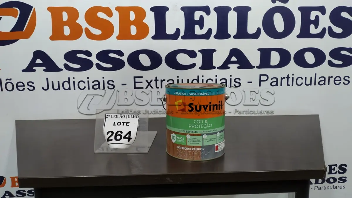 LOTE 264 - 01 LATA DE TINTA ESMALTE DE 3,6L NA COR BRILHANTE VERMELHO MARCA SUVINIL. (NO ESTADO) ATENÇÃO! FAZER A VISITAÇÃO ANTES DE ARREMATAR, NÃO SABEMOS SE FUNCIONA. LEILÃO NÃO TEM GARANTIA E NEM DEVOLUÇÃO, SUJEITO A POSSÍVEIS AVARIAS VISÍVEIS/OCULTAS E/OU AUSÊNCIA DE COMPONENTES.